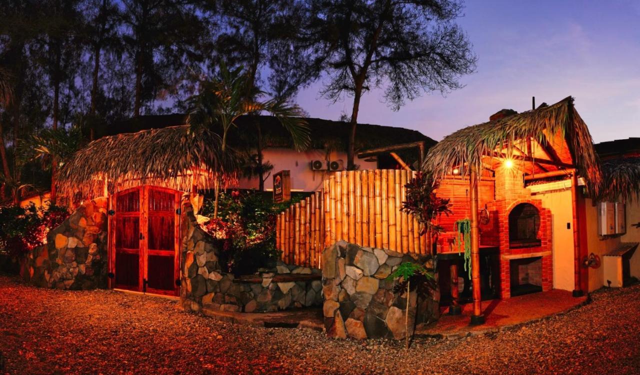 Hotel Tres Palmas Montañita Zewnętrze zdjęcie